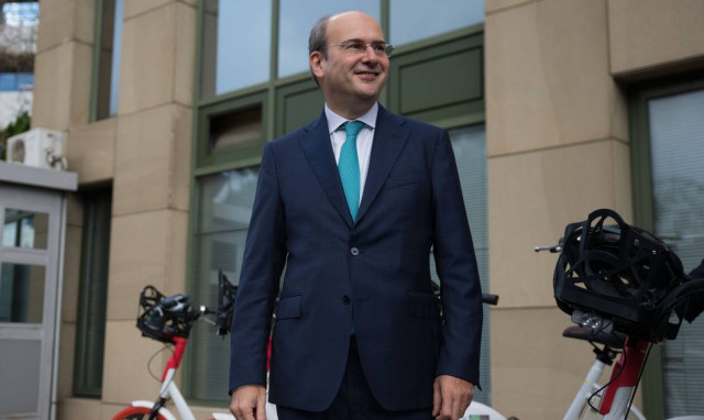 Κωστής Χατζηδάκης στο Newsbomb.gr: Να σταματήσει τα κροκοδείλια  δάκρυα ο ΣΥΡΙΖΑ για το περιβάλλον