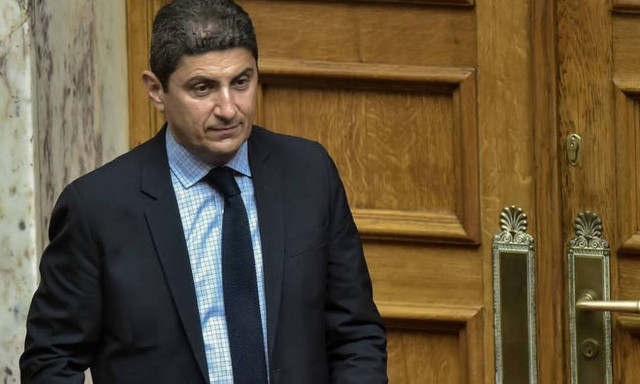 Άρση μέτρων - Αυγενάκης: Πότε ξεκινούν οι προπονήσεις των ποδοσφαιρικών ομάδων 