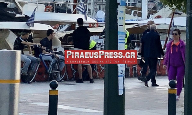 Κορονοϊός - Πειραιάς: Εικόνες συνωστισμού στο Πασαλιμάνι (pics)