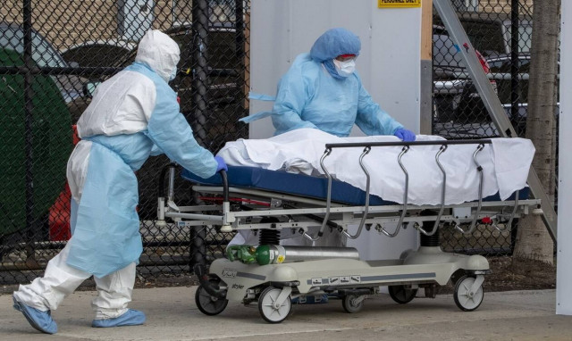 Κορονοϊός στις ΗΠΑ: 2.500 θάνατοι σε 24 ώρες - Ξεπέρασαν τους 60.000 οι νεκροί