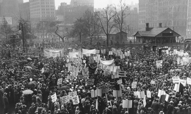 Εργατική Πρωτομαγιά: To 1889 καθιερώνεται ο εορτασμός της 