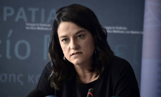 Άνοιγμα σχολείων - Κεραμέως: «Δεν κάνουμε πειράματα» - Έτσι θα επιστρέψουν οι μαθητές