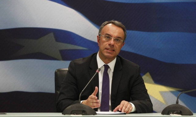 Σταϊκούρας: Διατηρούνται αποζημίωση ειδικού σκοπού, αναστολή οφειλών και έκπτωση ενοικίου