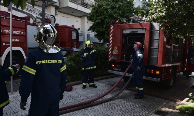 Φωτιά σε διαμέρισμα στον Πειραιά