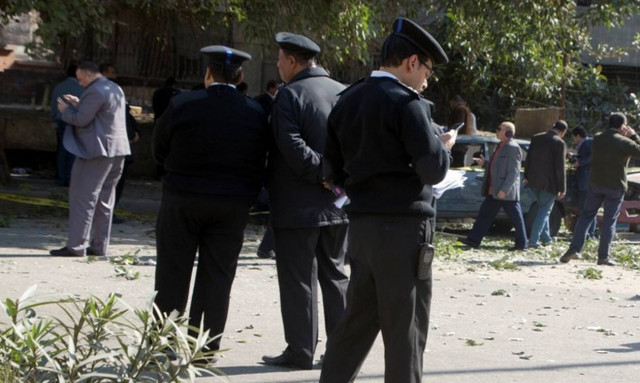 Αίγυπτος: Αιματηρή βομβιστική επίθεση στο Βόρειο Σινά