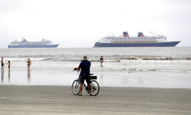 Κορονοϊός - ΗΠΑ: Χιλιάδες εγκλωβισμένοι εργαζόμενοι σε κρουαζιερόπλοια