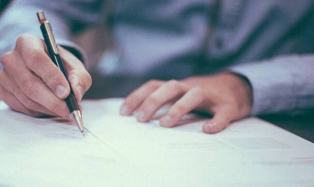 Νέο τοπίο στα εργασιακά: Αλλάζει το ωράριο εργασίας- Τι ισχύει με την επιδότηση μισθού