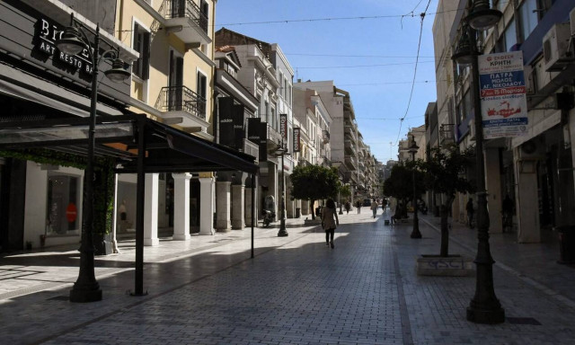 Όλα έτοιμα για την επιστροφή στην «κανονικότητα»:Απολυμάνσεις στα μαγαζιά-Πού πρέπει να φοράμε μάσκα