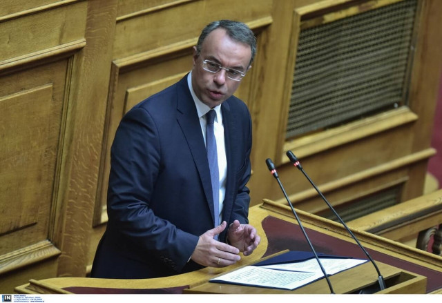 Σταϊκούρας: Ενισχύονται οι δανειολήπτες, με εξυπηρετούμενα δάνεια που έχουν πληγεί από την πανδημία