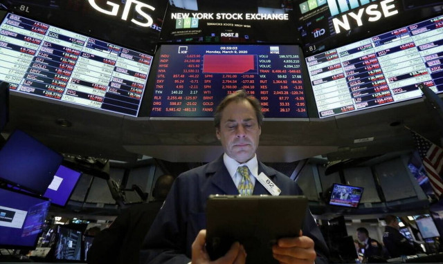 Κλείσιμο με μικρή άνοδο στη Wall Street - Πάνω από τα 20 δολάρια το αμερικάνικο πετρέλαιο