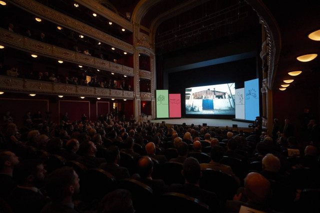 Κορονοϊός: Επίδομα 800 ευρώ σε καλλιτέχνες και ανθρώπους του πολιτισμού με πρωτοβουλία Μητσοτάκη