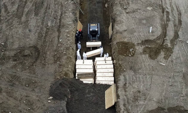 Κορονοϊός στις ΗΠΑ: Εφιαλτικό σενάριο με πάνω από 100.000 νεκρούς τον Ιούνιο εξαιτίας της πανδημίας