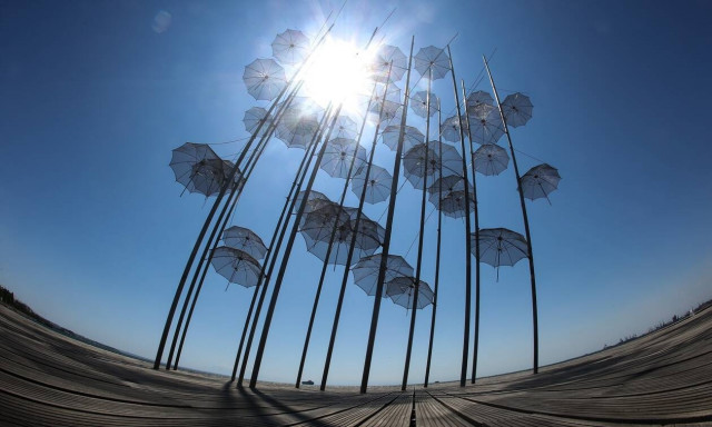 Καιρός: Ο φετινός Απρίλιος ήταν από τους πιο ζεστούς που έχουν καταγραφεί στην ιστορία