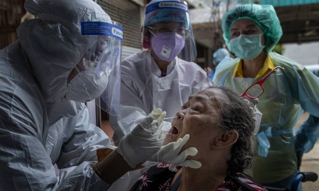 Κορονοϊός: Πόσο δράμα θα αντέξει ακόμα ο πλανήτης - Ώρα με την ώρα αυξάνονται οι νεκροί