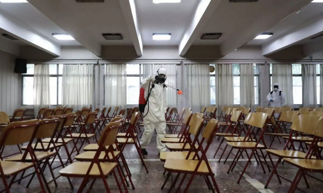 Κορονοϊός: Οδηγίες για τους γονείς και πως θα στείλουν τα παιδιά στο σχολείο