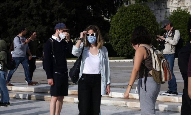 Κορονοϊός: Αυτά τα καταστήματα θέλουν οι πολίτες να ανοίξουν άμεσα