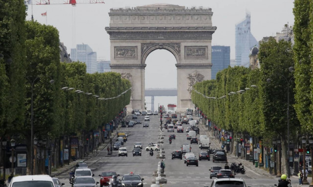 Κορονοϊός Γαλλία: Η χώρα θα άρει σταδιακά το lockdown από τις 11/5 - Τα σύνορα παραμένουν κλειστά