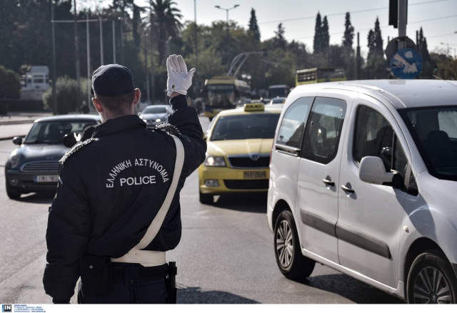 Κίνηση ΤΩΡΑ: Μποτιλιάρισμα στo κέντρο της Αθήνας - Ποιους δρόμους να αποφύγετε