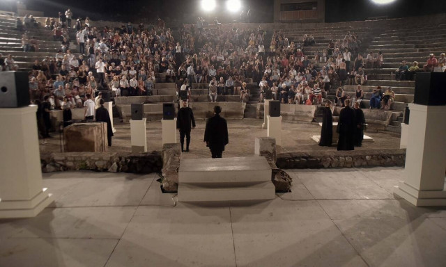 Στις 13:00 ανακοινώνονται τα μέτρα στήριξης για τους εργαζόμενους στον Πολιτισμό