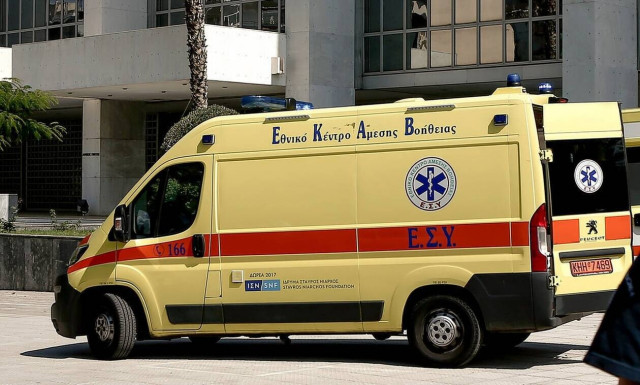 Θεσσαλονίκη: ΙΧ παρέσυρε μητέρα με τα δύο παιδιά της