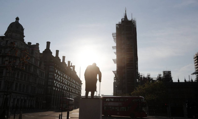 Κορονοϊός: Δεν έχει τέλος το δράμα! Πάνω από 271.000 νεκροί - Σχεδόν 3,9 εκατομμύρια τα κρούσματα