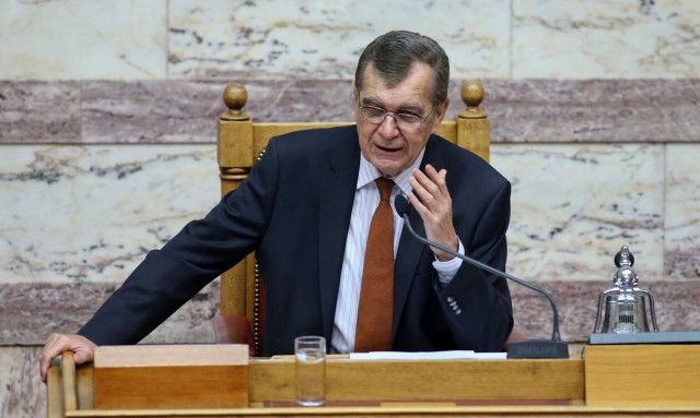 Former health minister Kremastinos dies of coronavirus, aged 78