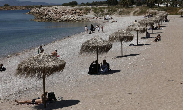 Άρση μέτρων: Επιχείρηση «παραλία» - Θα «οργώσει» το παραλιακό μέτωπο η ΕΛ.ΑΣ. το Σαββατοκύριακο