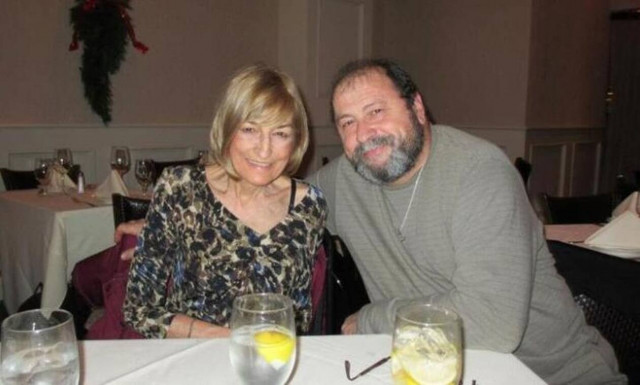 Aπίστευτο περιστατικό στις ΗΠΑ: Νοσοκόμα έκλεψε πιστωτική ασθενούς με κορονοϊό και πήγε για ψώνια 