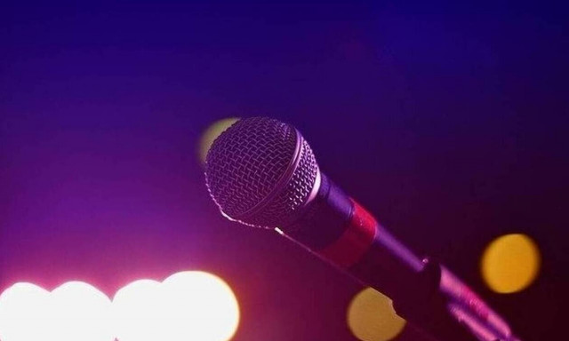 Νεκρός θρυλικός τραγουδιστής