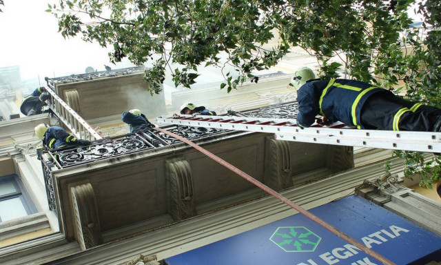 Έγκλημα Marfin: Οι φωτογραφίες που συγκλόνισαν το Πανελλήνιο τον Μάιο του 2010 - Δεν ξεχνάμε