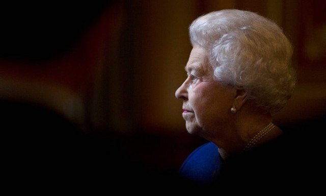 Μεγάλη Βρετανία: Η Ελισάβετ καλεί τους Βρετανούς να «μην χάνουν ποτέ την ελπίδα»