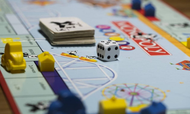 Φοβερό! Αδέλφια έφτιαξαν μια τεράστια Monopoly στο δρόμο - Εντυπωσιακές εικόνες