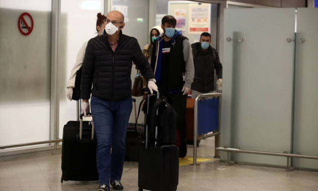 Κορονοϊός: Επαναπατρίζονται 130 Έλληνες που είχαν «εγκλωβιστεί» στην Βρετανία λόγω της πανδημίας 