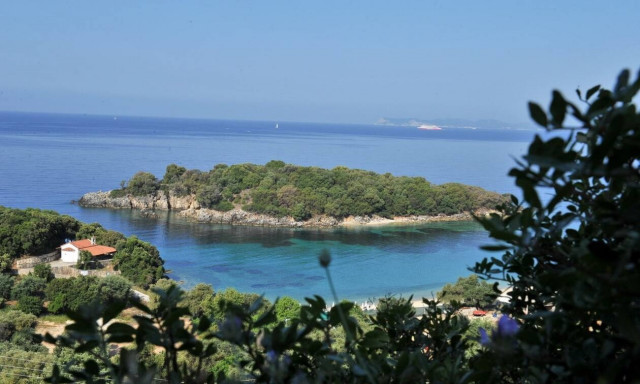 Καιρός - Πρόωρο καλοκαίρι: Με ζέστη και ήλιο η Δευτέρα - Θα ξεπεράσει τους 30 βαθμούς η θερμοκρασία