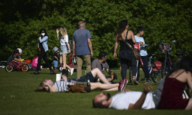  Κορονοϊός - Βρετανία: Αυτό είναι το σχέδιο της κυβέρνησης για τη σταδιακή έξοδο από το lockdown