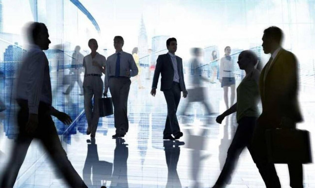 Αυτά είναι τα 20 πιο δημοφιλή επαγγέλματα στην Ελλάδα - Απασχολούν το 70% των εργαζομένων