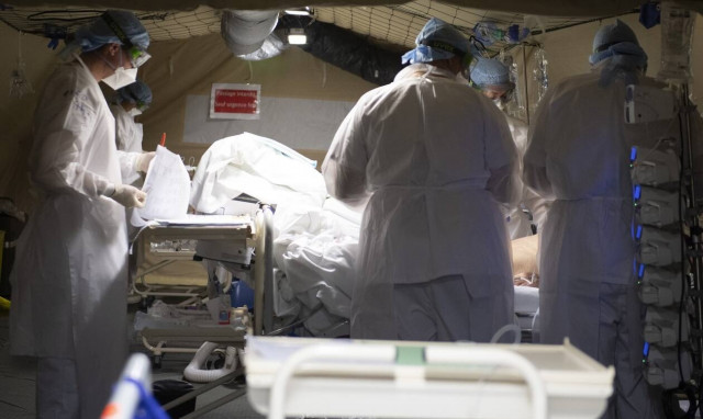 Κορονοϊός - Γαλλία: Μεγάλη αύξηση των νεκρών - 263 νέοι θάνατοι σε ένα 24ωρο