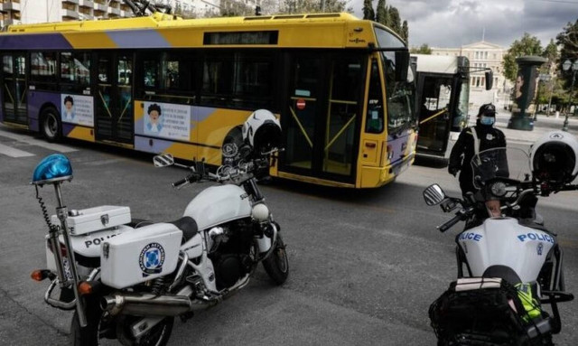 Κορονοϊός: 16 συλλήψεις για ανοιχτά καταστήματα - 22 πρόστιμα για αποστάσεις και μάσκες