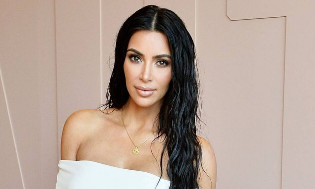 Κιμ Καρντάσιαν: Η τόπλες φωτογραφία της που μάζεψε 1,6 εκατομμύρια likes