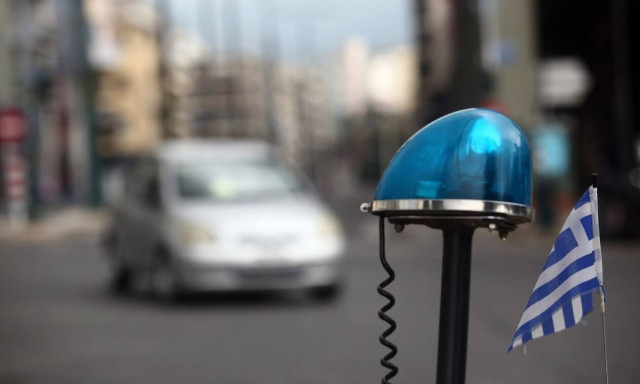 «Ντου» της οικονομικής αστυνομίας σε τρεις ΜΚΟ - Προχώρησε σε κατασχέσεις