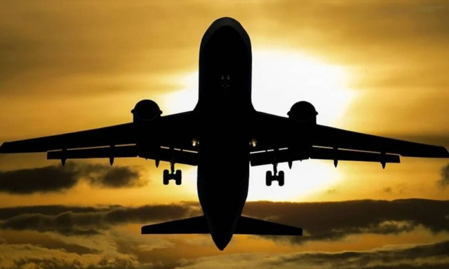 Ευρωπαία Επίτροπος Υγείας: Τα ταξίδια αυτό το καλοκαίρι θα συνοδεύονται από κινδύνους