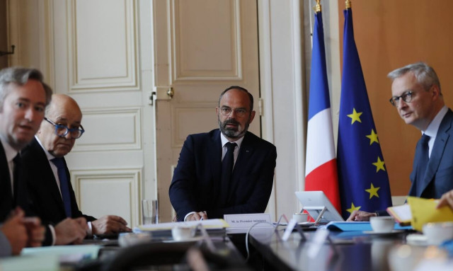 Γαλλιά: Διακοπές μόνο Ιούλιο και Αύγουστο - «Μην φύγετε από τη χώρα»