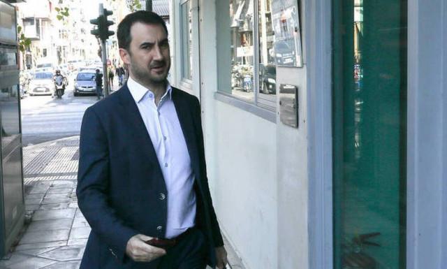 Χαρίτσης: «Η κρίση δεν είναι φυσικό φαινόμενο»