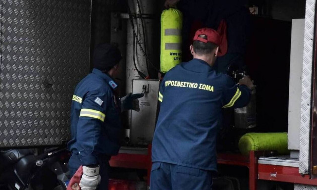 Φωτιά ΤΩΡΑ σε εργοστάσιο στον Ασπρόπυργο