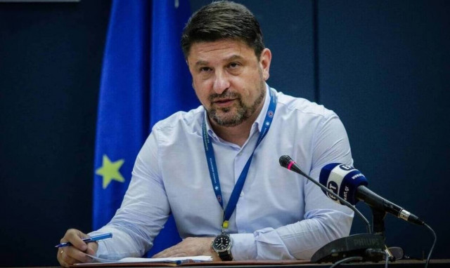 Χαρδαλιάς: Έτσι θα λειτουργήσουν οι παραλίες και τα beach bar – Τα άτομα ανά ομπρέλα