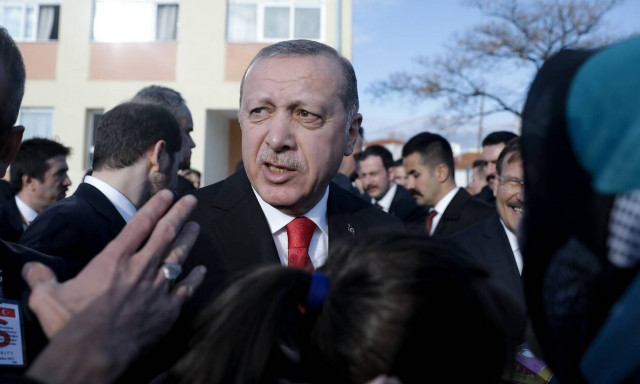 Αποκάλυψη - «βόμβα»: Ένα βήμα πριν τον... γκρεμό ο Ερντογάν