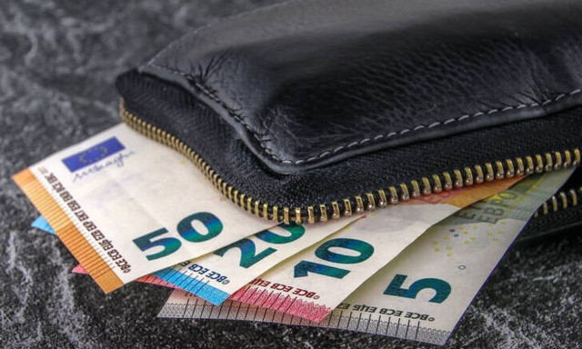 Κορονοϊός: Σε 7.062 δικαιούχους η νέα φάση πληρωμής της αποζημίωσης ειδικού σκοπού