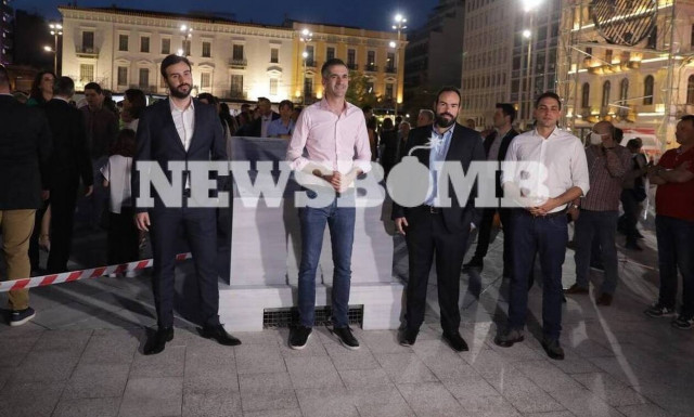 Ο Μπακογιάννης απαντά για τον συνωστισμό στην Ομόνοια: Κάναμε λάθος