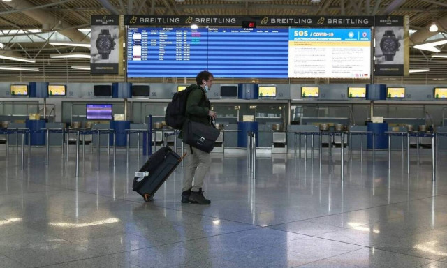 Κορονοϊός: Η «μάχη» της Ευρώπης για τα αεροπορικά ταξίδια - Τα τρία σενάρια