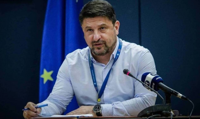 Χαρδαλιάς: Τι αλλάζει στις μετακινήσεις από Δευτέρα – Τι θα ισχύει σε αεροπλάνα, τρένα, ΚΤΕΛ